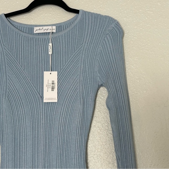 Petal & Pup Mattie Sweater Maxi Dress - Picture 4 of 11